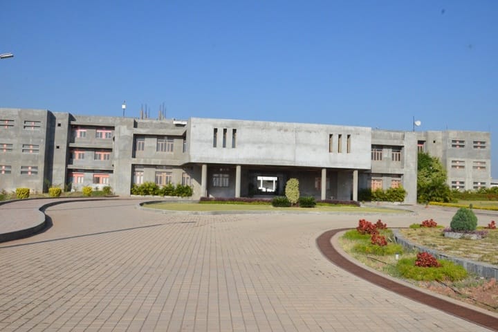 Karmayogi Polytechnic College campus in Pandharpur, Maharashtra, India — photo 2