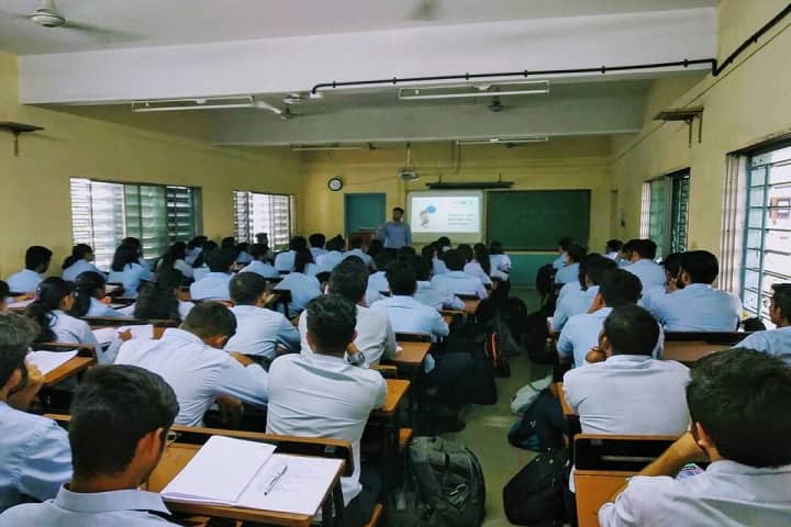 Faculty of Management Studies campus in Vadodara, Gujarat, India — photo 3
