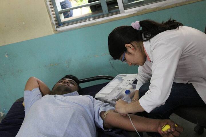 Faculty of Management Studies campus in Vadodara, Gujarat, India — photo 6