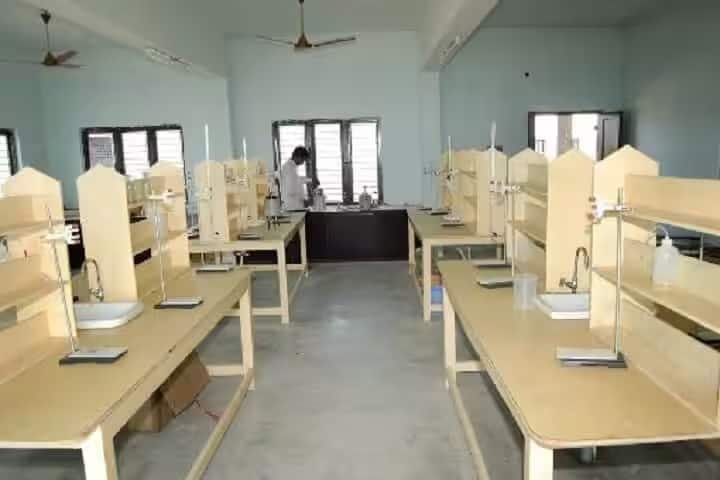RV Institute of Technology campus in Guntur, Andhra Pradesh, India — photo 4