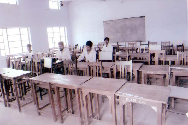 Digamber Jain Polytechnic campus in Baghpat, Uttar Pradesh, India — photo 5