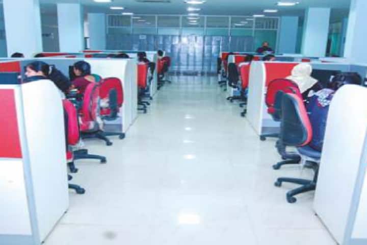 Karnataka State Akkamahadevi Women's University campus in Vijayapura, Karnataka, India — photo 4