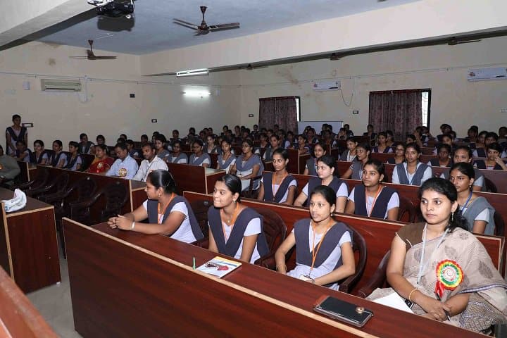 Srinivasa Institute of Engineering and Technology campus in East Godavari, Andhra Pradesh, India — photo 2