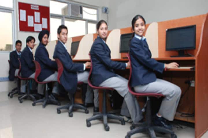 SK Institute of Technology and Management campus in Sitapur, Uttar Pradesh, India — photo 2