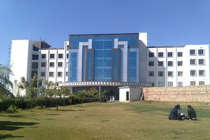 Nikhil Institute of Engineering and Management campus in Mathura, Uttar Pradesh, India — photo 1