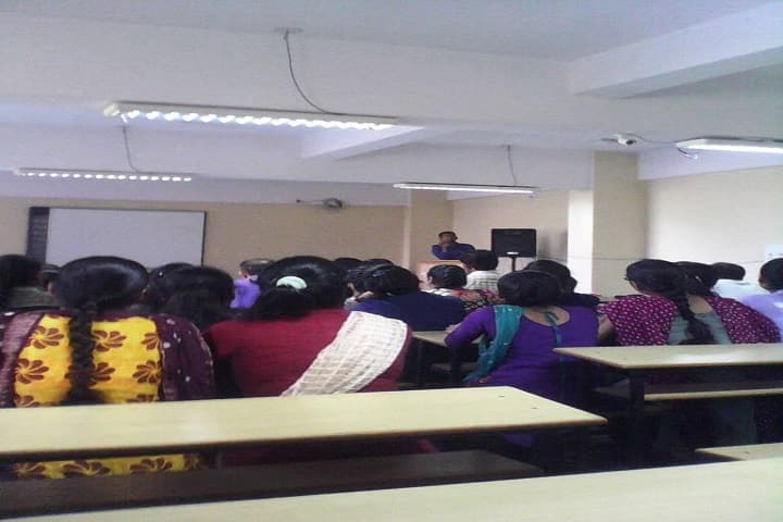 Sheth JP Government Ayurveda College campus in Bhavnagar, Gujarat, India — photo 2