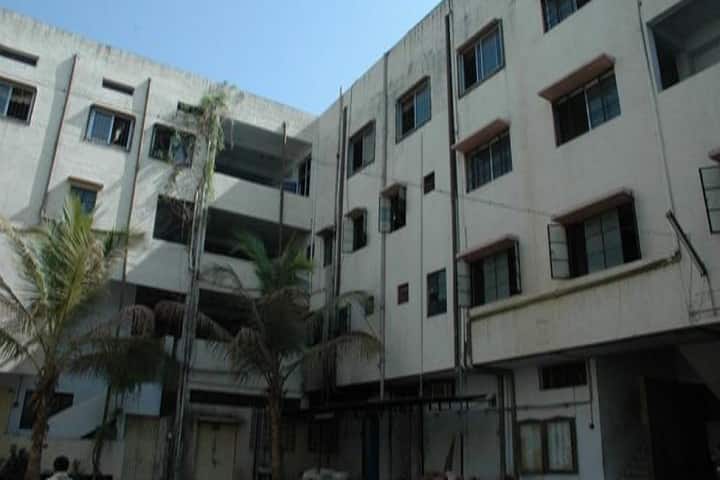 Dr VH Dave Homeopathic Medical College campus in Kheda, Gujarat, India — photo 2