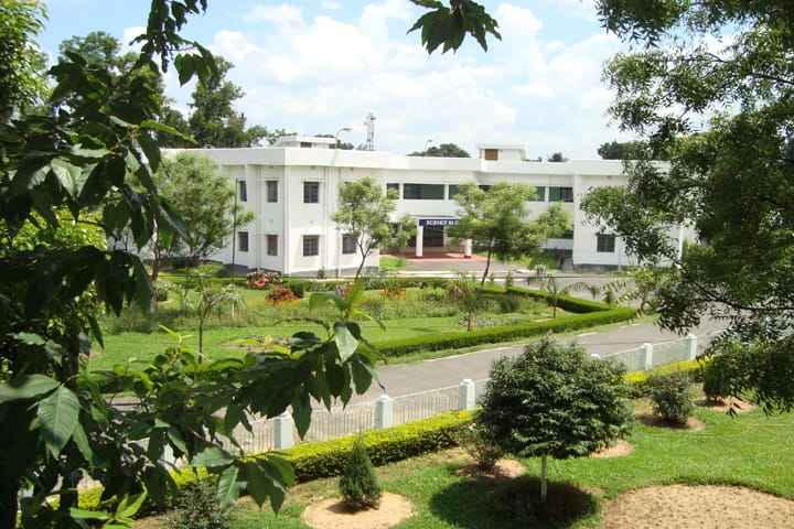 DLS PG College, Bilaspur campus in Bilaspur, Chhattisgarh, India