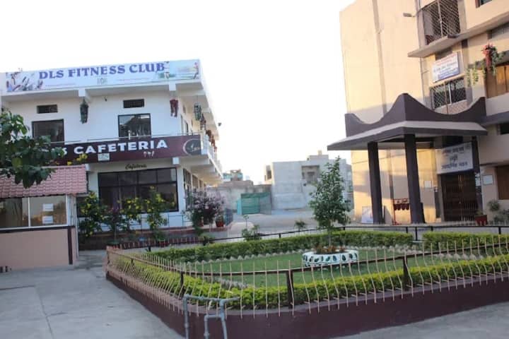 DLS PG College campus in Bilaspur, Chhattisgarh, India — photo 3