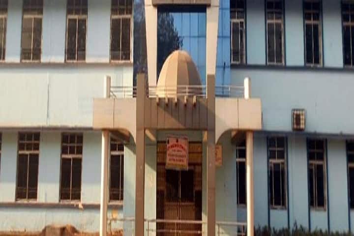 Shri Narayan Prasad Awasthi Government Ayurved College campus in Raipur, Chhattisgarh, India — photo 2