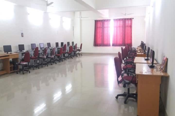 Veterinary College campus in Shivamogga, Karnataka, India — photo 2