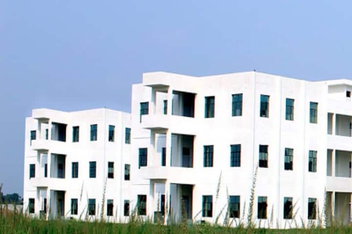 MGA Institute of Polytechnic, Kanpur campus in Kanpur, Uttar Pradesh, India
