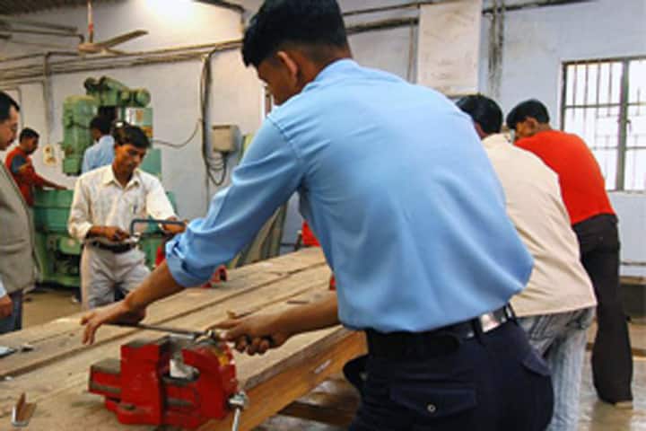 Smt Fulehra Smarak College of Polytechnic campus in Ballia, Uttar Pradesh, India — photo 5