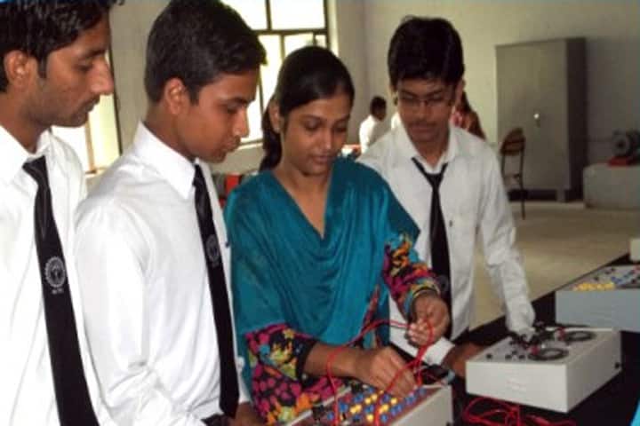 Moradabad Polytechnic Institute campus in Moradabad, Uttar Pradesh, India — photo 3