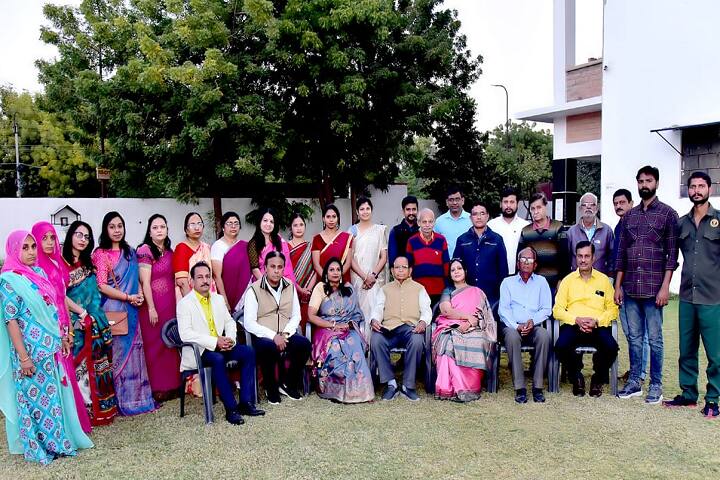 Shri Nakoda Parshvanath Jain Mahavidyalaya campus in Jodhpur, Rajasthan, India — photo 5