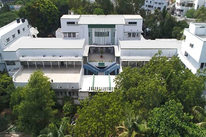 Sultan Ul Uloom College of Pharmacy campus in Hyderabad, Telangana, India — photo 1