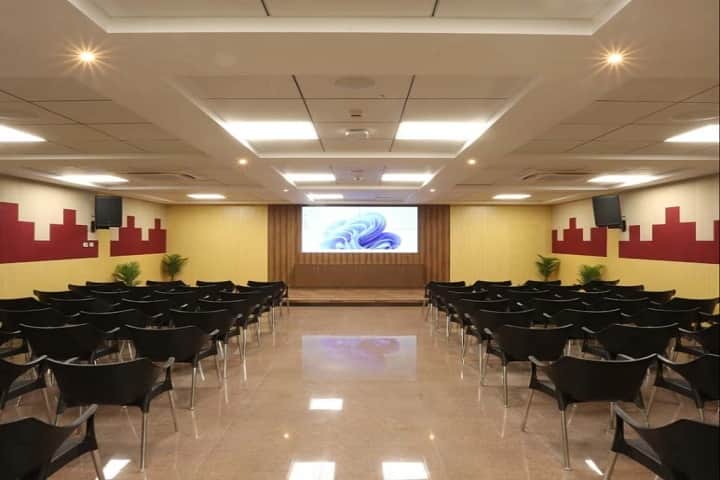 MCC Boyd Tandon School of Business campus in Chennai, Tamil Nadu, India — photo 1