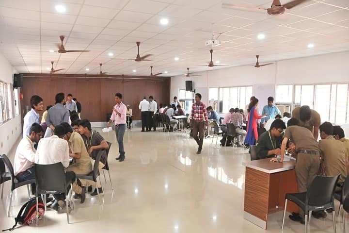 Vel Tech Business School campus in Bhavani Nagar, Tamil Nadu, India — photo 4