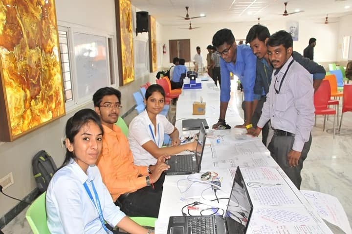 Vel Tech Business School campus in Bhavani Nagar, Tamil Nadu, India — photo 5