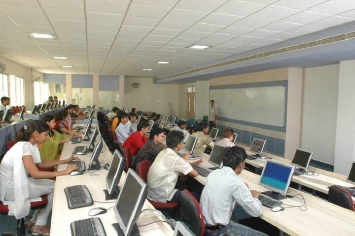CEST Lucknow campus in Lucknow, Uttar Pradesh, India — photo 4