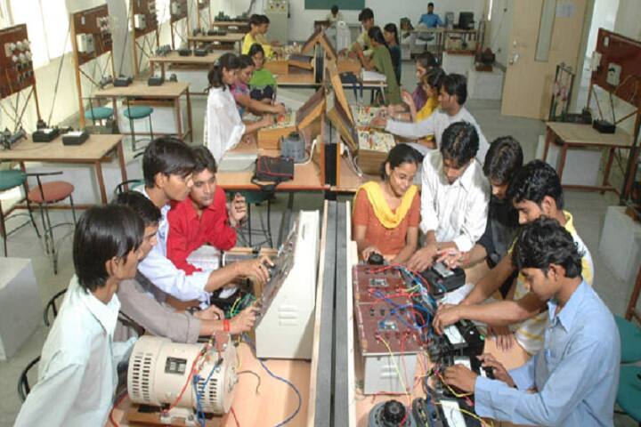 CEST Lucknow campus in Lucknow, Uttar Pradesh, India — photo 6