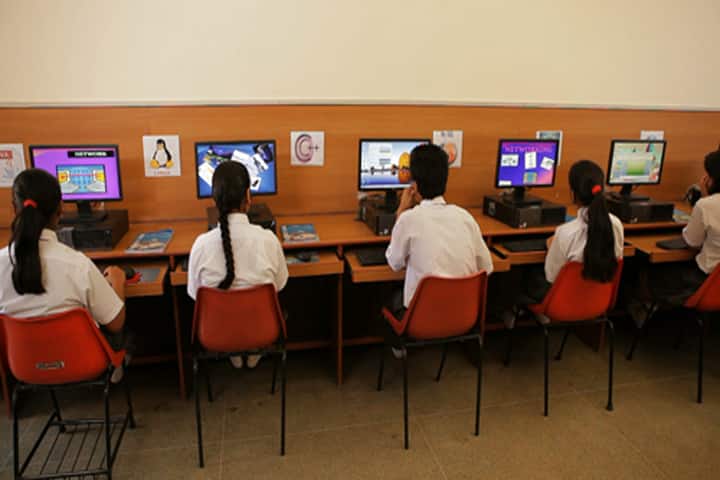 New Rajasthan Balika PG Mahavidyalaya campus in Jhunjhunu, Rajasthan, India — photo 2