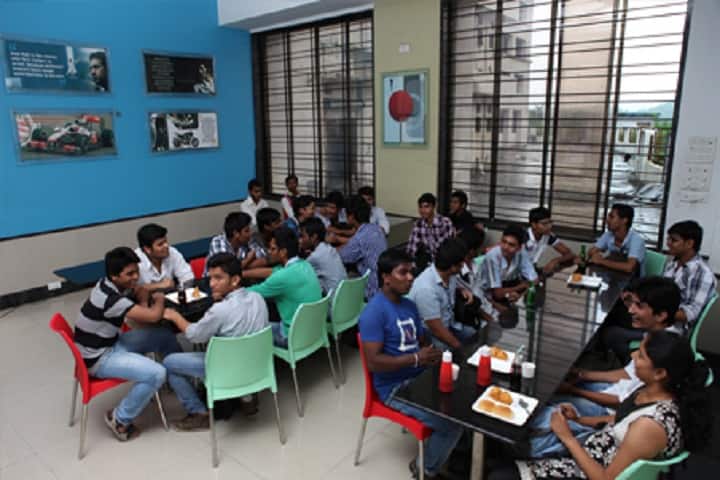 Pt Ram Adhar J Tiwari College of Polytechnic campus in Chandauli, Uttar Pradesh, India — photo 2