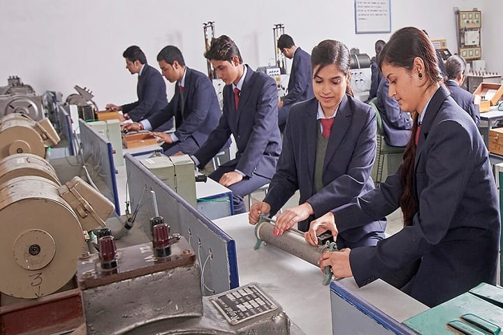 Hindusthan Institute of Technology and Management campus in Agra, Uttar Pradesh, India — photo 3