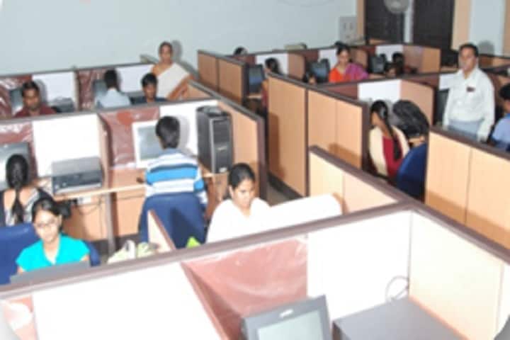 JNTUH University College of Engineering campus in Mahabubabad, Telangana, India — photo 5
