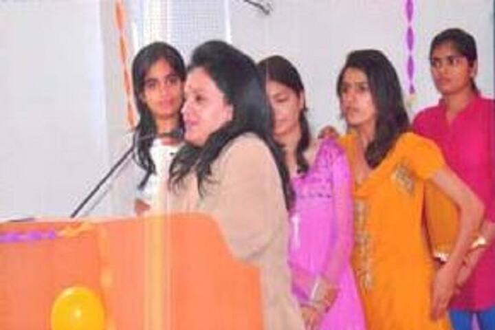 Maharishi Dayanand Balika Vigyan Mahavidyalaya campus in Mandawa, Rajasthan, India — photo 5