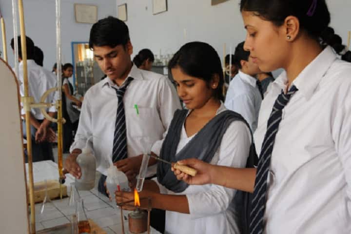 Sachdeva Institute of Technology campus in Mathura, Uttar Pradesh, India — photo 3