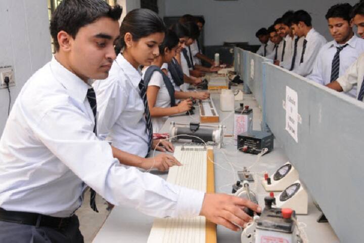 Sachdeva Institute of Technology campus in Mathura, Uttar Pradesh, India — photo 5