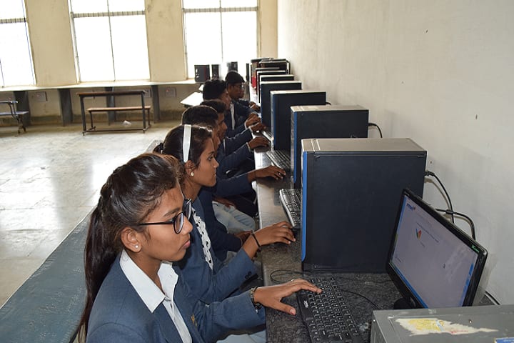 KV Polytechnic campus in Haveri, Karnataka, India — photo 5
