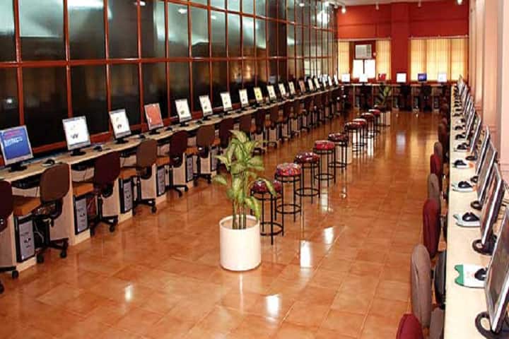 Institute of Radio Physics and Electronics campus in Kolkata, West Bengal, India — photo 3