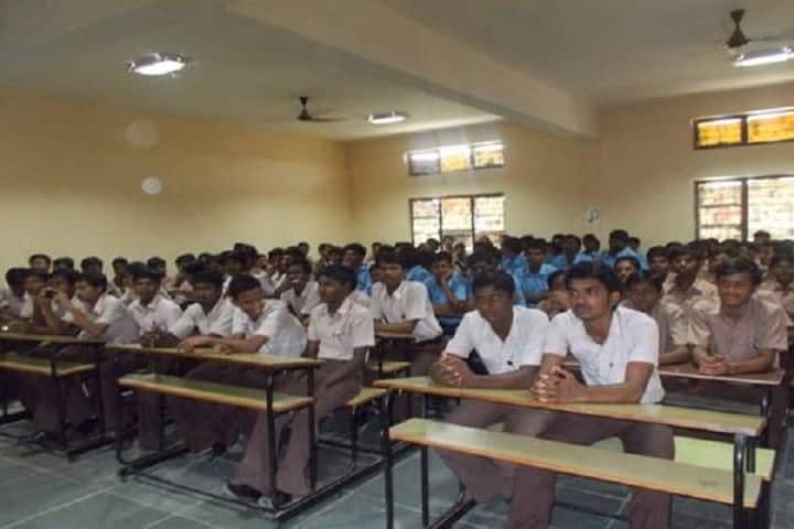 Government Tool Room and Training Centre campus in Raichur, Karnataka, India — photo 2