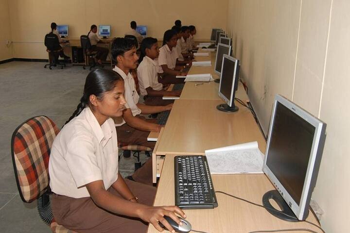 Government Tool Room and Training Centre campus in Raichur, Karnataka, India — photo 3
