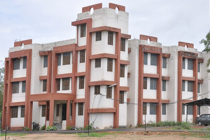 College of Veterinary and Animal Sciences campus in Vallabhnagar, Rajasthan, India — photo 3