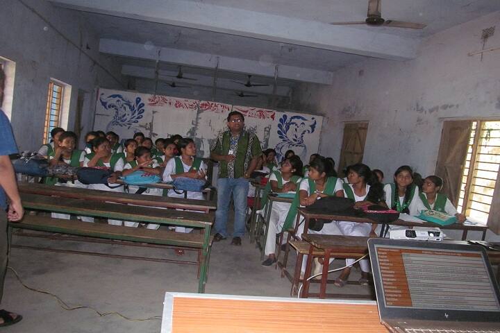 Debra Thana Sahid Kshudiram Smriti Mahavidyalaya campus in Paschim Medinipur, West Bengal, India — photo 3