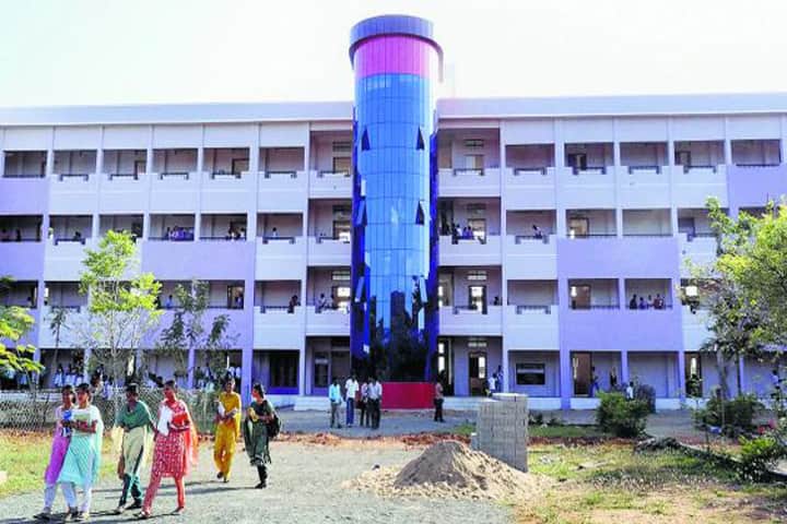 Yadava College, Madurai campus in Madurai, Tamil Nadu, India