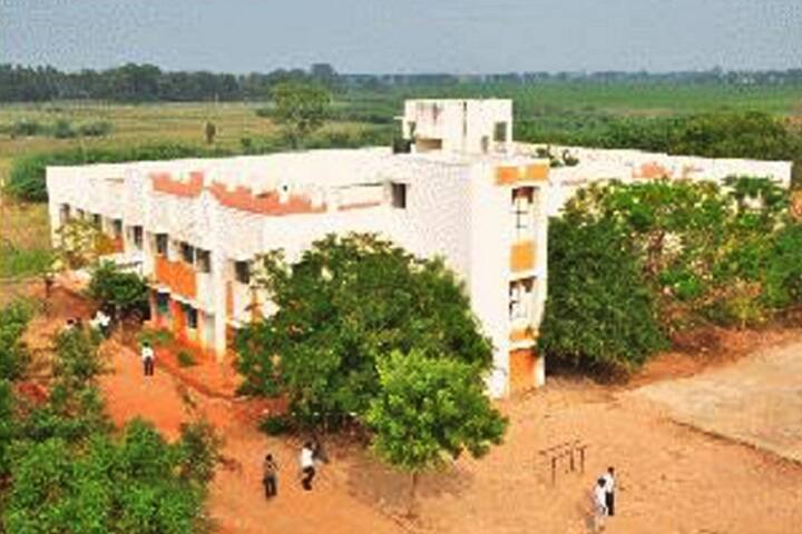 Yadava College campus in Madurai, Tamil Nadu, India — photo 3