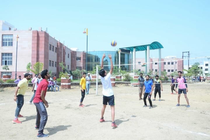 Khwaja Moinuddin Chishti Language University campus in Lucknow, Uttar Pradesh, India — photo 3