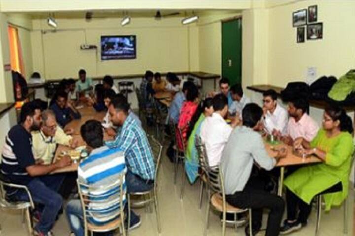 IILM Lucknow campus in Lucknow, Uttar Pradesh, India — photo 3