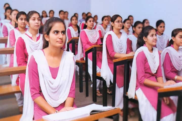 Shri Aatm Vallabh Jain Girls College campus in Sri Ganganagar, Rajasthan, India — photo 4