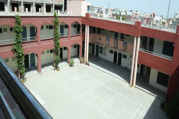Vaish Arya Kanya Mahavidyalaya campus in Bahadurgarh, Haryana, India — photo 1