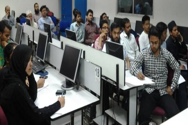 ZHCET Aligarh campus in Aligarh, Uttar Pradesh, India — photo 4