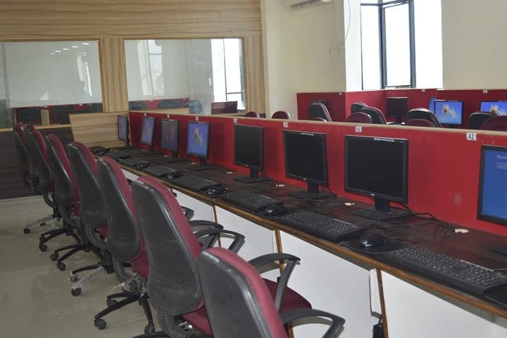 Bhagwant Institute of Technology campus in Barshi, Maharashtra, India — photo 6