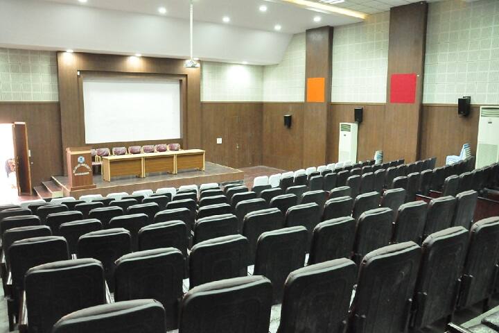 University College of Engineering campus in Mahabubnagar, Telangana, India — photo 4