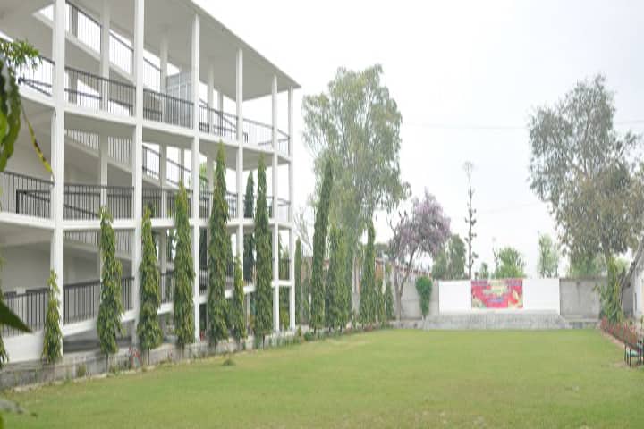 Maharshi Dayanand College campus in Sri Ganganagar, Rajasthan, India — photo 2