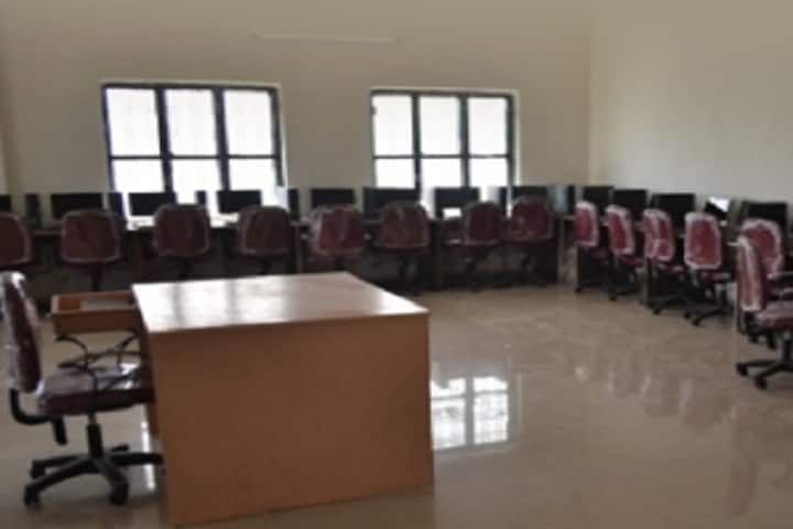 Manthan Polytechnic College campus in Sehore, Madhya Pradesh, India — photo 3
