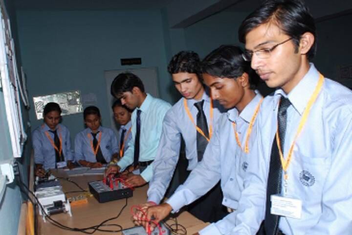 Patel Institute of Engineering and Science campus in Bhopal, Madhya Pradesh, India — photo 3